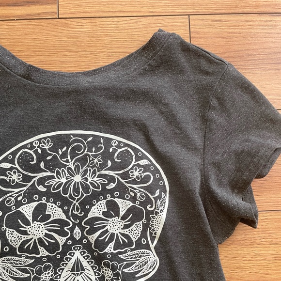 Divided Crop Top T-Shirt - Picture 1 of 5